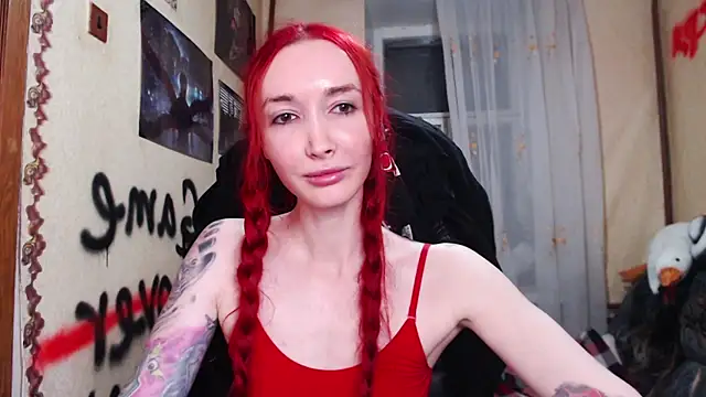 Roxy Silver online show from April 2026 09:39:33 PM