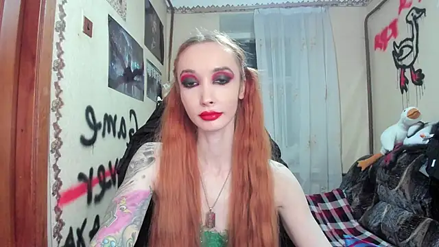 Roxy Silver online show from February 2025 01:00:01 AM