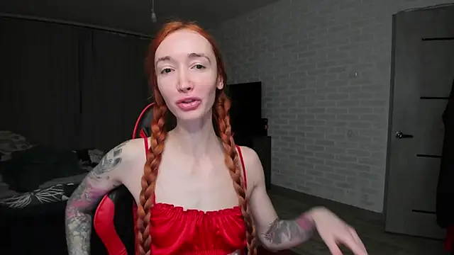 Roxy Silver online show from November 2025 08:53:01 PM