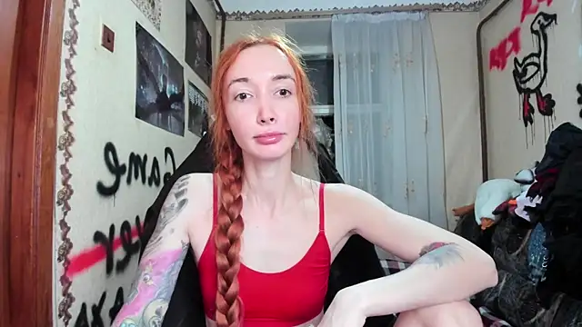 Roxy Silver online show from November 2025 08:42:02 PM