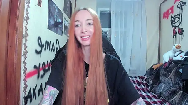 Roxy Silver online show from February 2025 08:20:02 PM