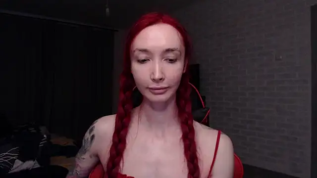 Roxy Silver online show from May 2026 01:37:01 AM