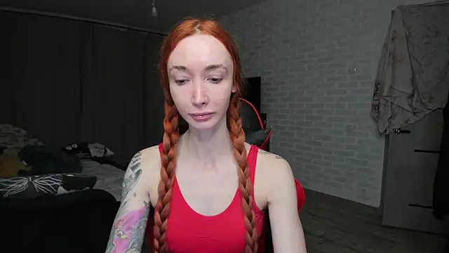 Roxy Silver online show from November 2025 06:52:02 PM