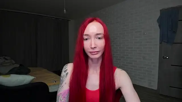 Snapshot of Roxy_Silver chatting on February 2026 01:47:01 AM Roxy Silver online show from February 2026 01:47:01 AM