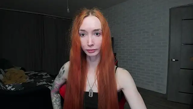 Roxy Silver online show from October 2025 09:04:02 PM