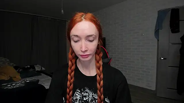 Roxy Silver online show from November 2025 08:53:01 PM