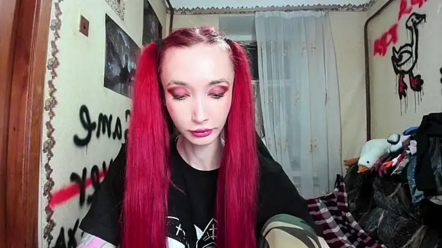 Snapshot of Roxy_Silver chatting on January 2026 08:48:01 PM Roxy Silver online show from January 2026 08:48:01 PM