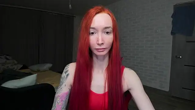 Snapshot of Roxy_Silver chatting on February 2026 07:46:01 PM Roxy Silver online show from February 2026 07:46:01 PM