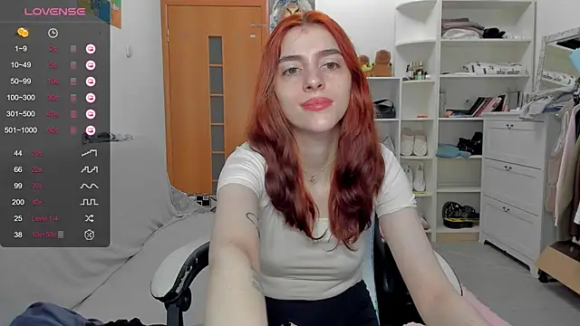 Snapshot of broosnica1 chatting on June 2026 08:52:01 AM broosnica1 online show from June 2026 08:52:01 AM
