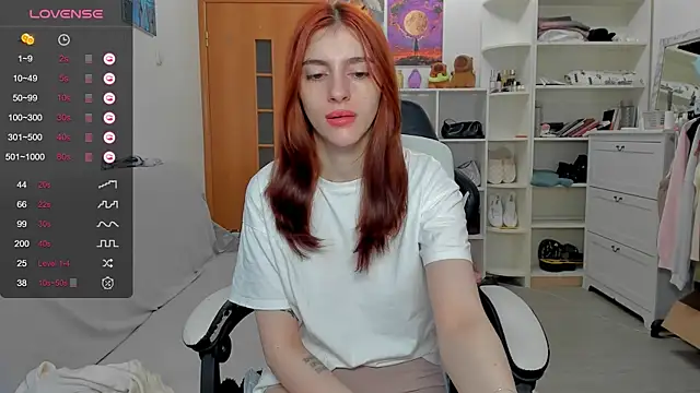 Snapshot of broosnica1 chatting on June 2026 05:46:02 AM broosnica1 online show from June 2026 05:46:02 AM