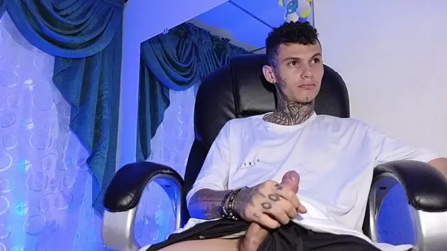 Stuart Boy  online show from February 2025 09:39:02 AM