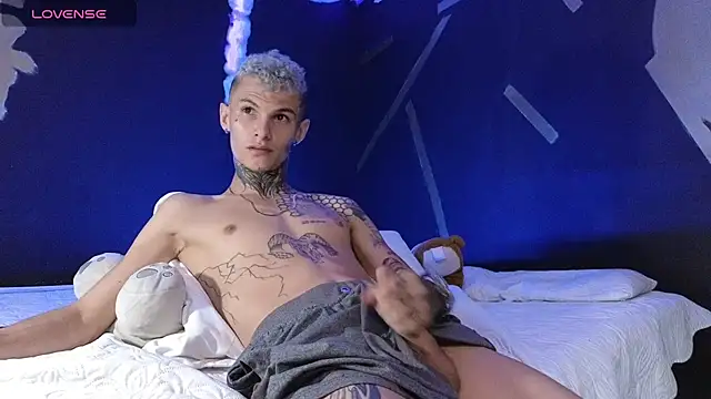 Stuart Boy  online show from March 2025 06:39:01 AM