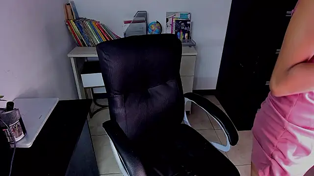 xenia golden online show from February 2026 06:28:02 PM