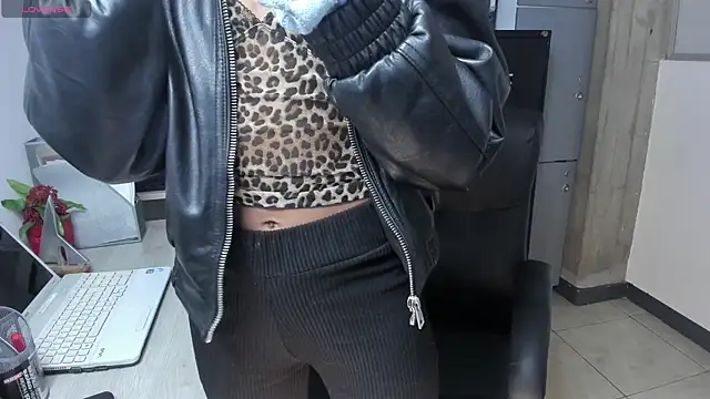 xenia golden online show from September 2025 12:55:01 PM