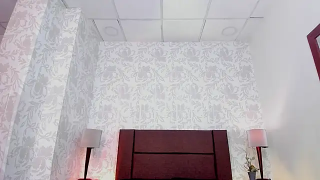 xenia golden online show from December 2025 01:53:02 PM