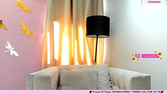  AlejaCruz  online show from March 2025 07:28:01 PM