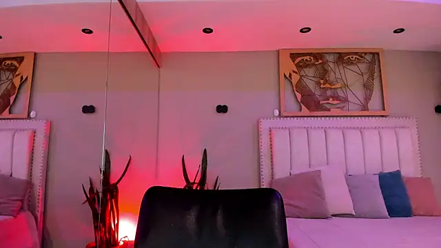  AlejaCruz  online show from November 2025 05:39:02 PM