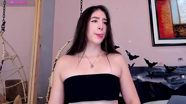  AlejaCruz  online show from November 2025 05:40:01 PM