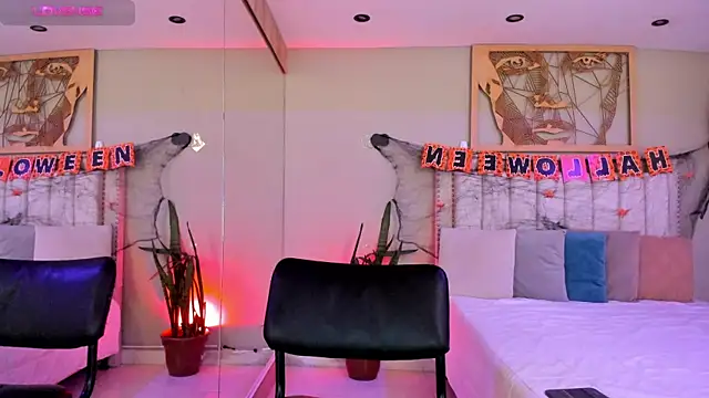  AlejaCruz  online show from October 2025 05:01:01 PM