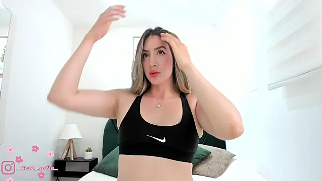  AlejaCruz  online show from March 2026 07:27:02 PM