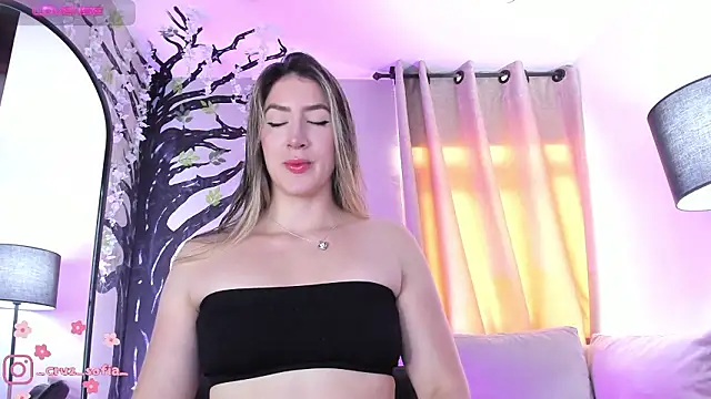  AlejaCruz  online show from March 2026 05:25:02 PM