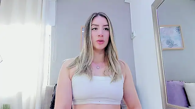  AlejaCruz  online show from January 2026 07:18:02 PM