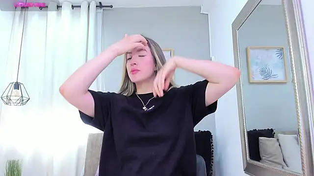  AlejaCruz  online show from March 2026 05:47:02 PM