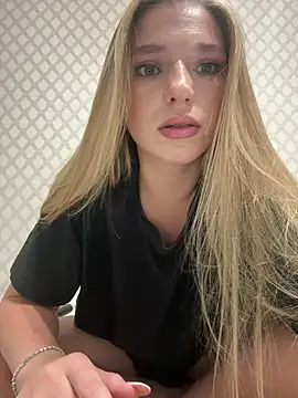 Snapshot of adel_secret chatting on July 2026 08:22:02 PM adel secret online show from July 2026 08:22:02 PM