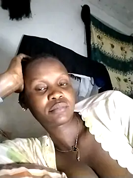 Snapshot of hairyswt_pus chatting on February 2026 04:16:02 PM hairyswt pus online show from February 2026 04:16:02 PM