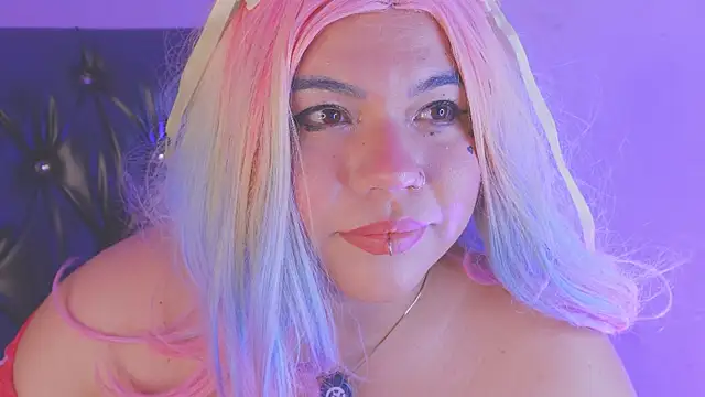 Snapshot of Samanta_cutee chatting on September 2025 02:43:02 AM Samanta cutee online show from September 2025 02:43:02 AM