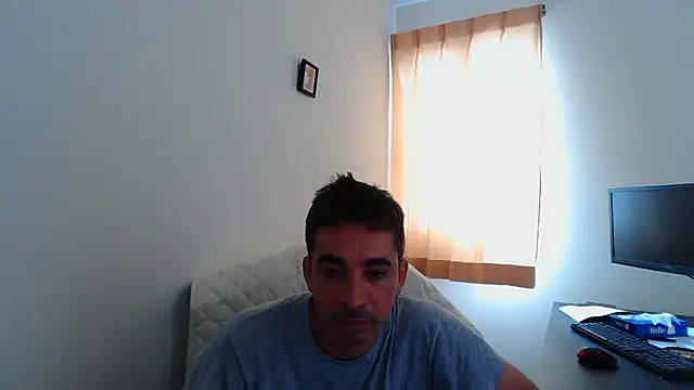Snapshot of Latineirajp chatting on June 2026 02:01:02 AM Latineirajp online show from June 2026 02:01:02 AM