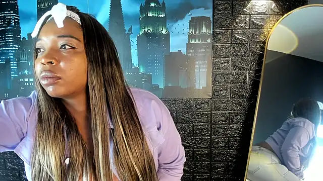 Charlotte  Brown  online show from November 2025 01:11:02 PM