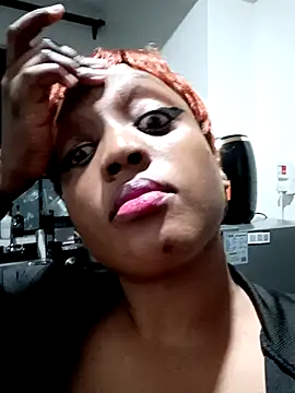 Busty Bambi online show from May 2026 07:18:01 PM