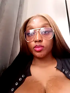 Busty Bambi online show from February 2026 09:42:01 AM