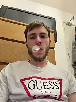 Julian128 online show from April 2026 07:29:04 PM