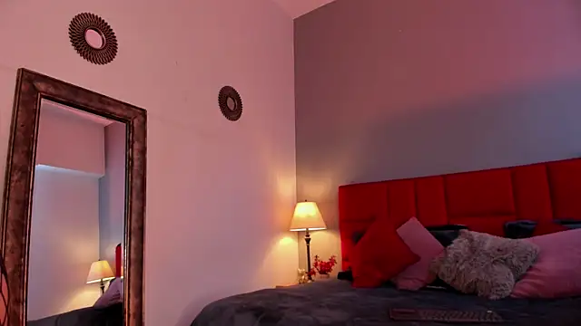 Violetta Nur online show from April 2026 08:48:02 PM