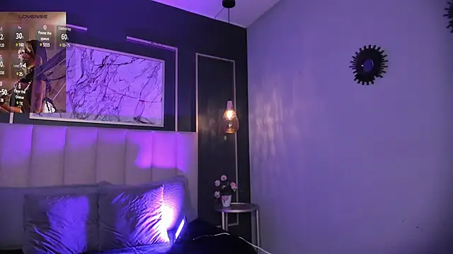 Snapshot of Violetta_Nur chatting on March 2025 07:42:02 AM Violetta Nur online show from March 2025 07:42:02 AM