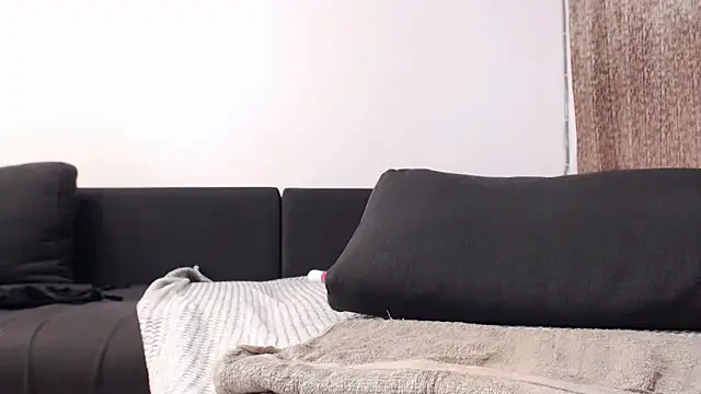 EmmaStward online show from November 2025 07:34:02 AM