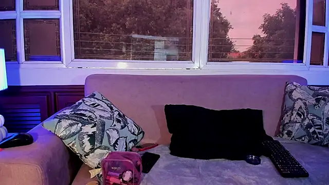 Alice simpson1 online show from October 2025 11:56:01 AM