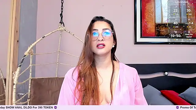  LaraMom  online show from November 2025 05:50:01 PM