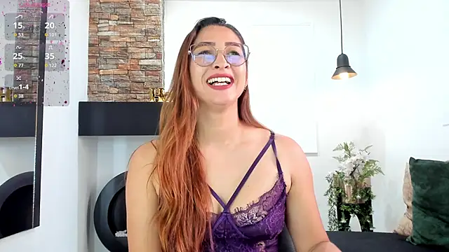  LaraMom  online show from October 2025 07:39:02 PM