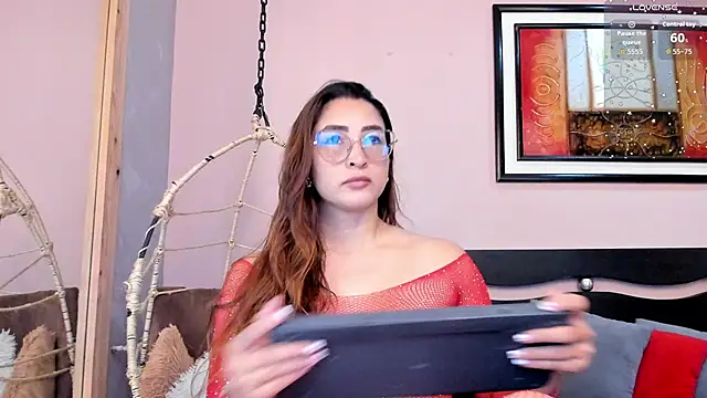  LaraMom  online show from November 2025 07:40:01 PM