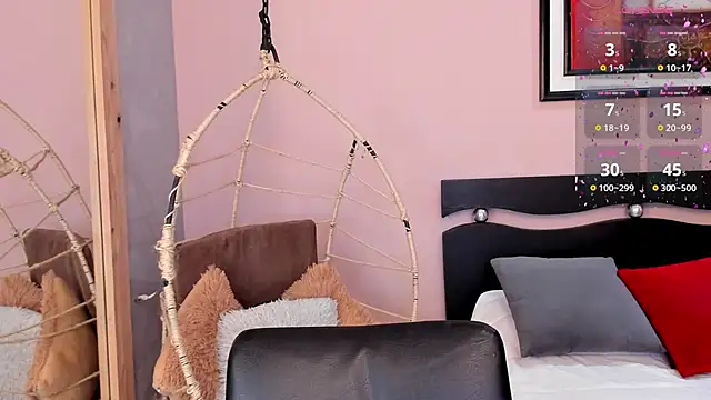  LaraMom  online show from October 2025 07:59:01 PM