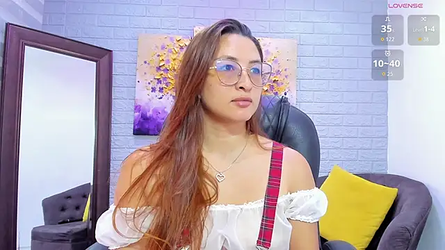  LaraMom  online show from March 2026 07:40:02 PM