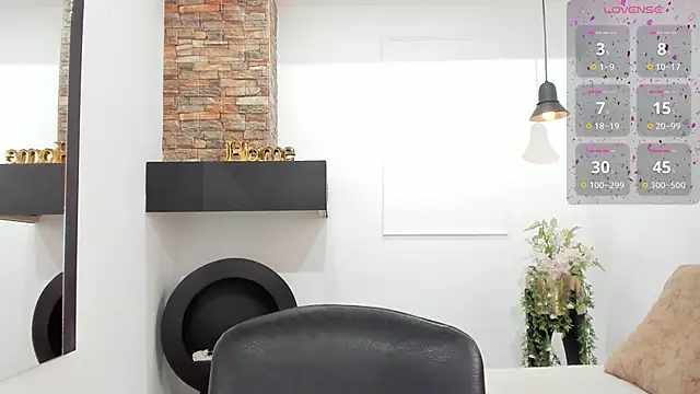  LaraMom  online show from November 2025 05:49:02 PM