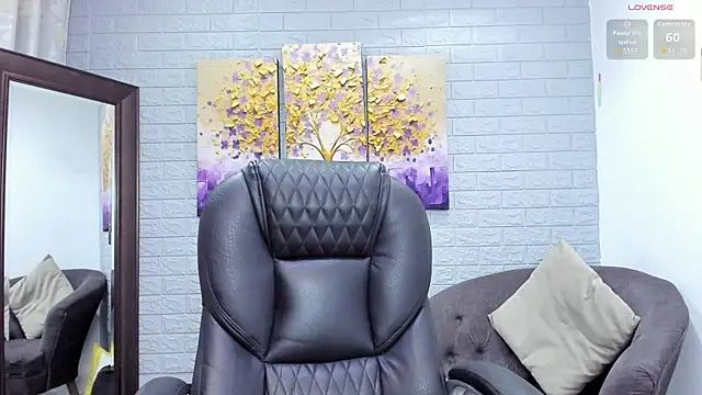  LaraMom  online show from January 2026 08:03:01 PM