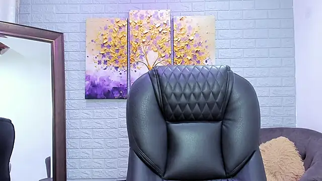  LaraMom  online show from December 2025 12:17:02 PM