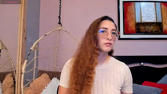  LaraMom  online show from October 2025 07:36:02 PM