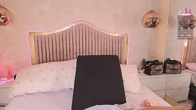 Kismett aziz online show from January 2026 04:19:01 AM