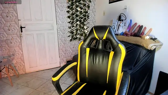 Chica hot dirty online show from November 2025 11:20:02 PM